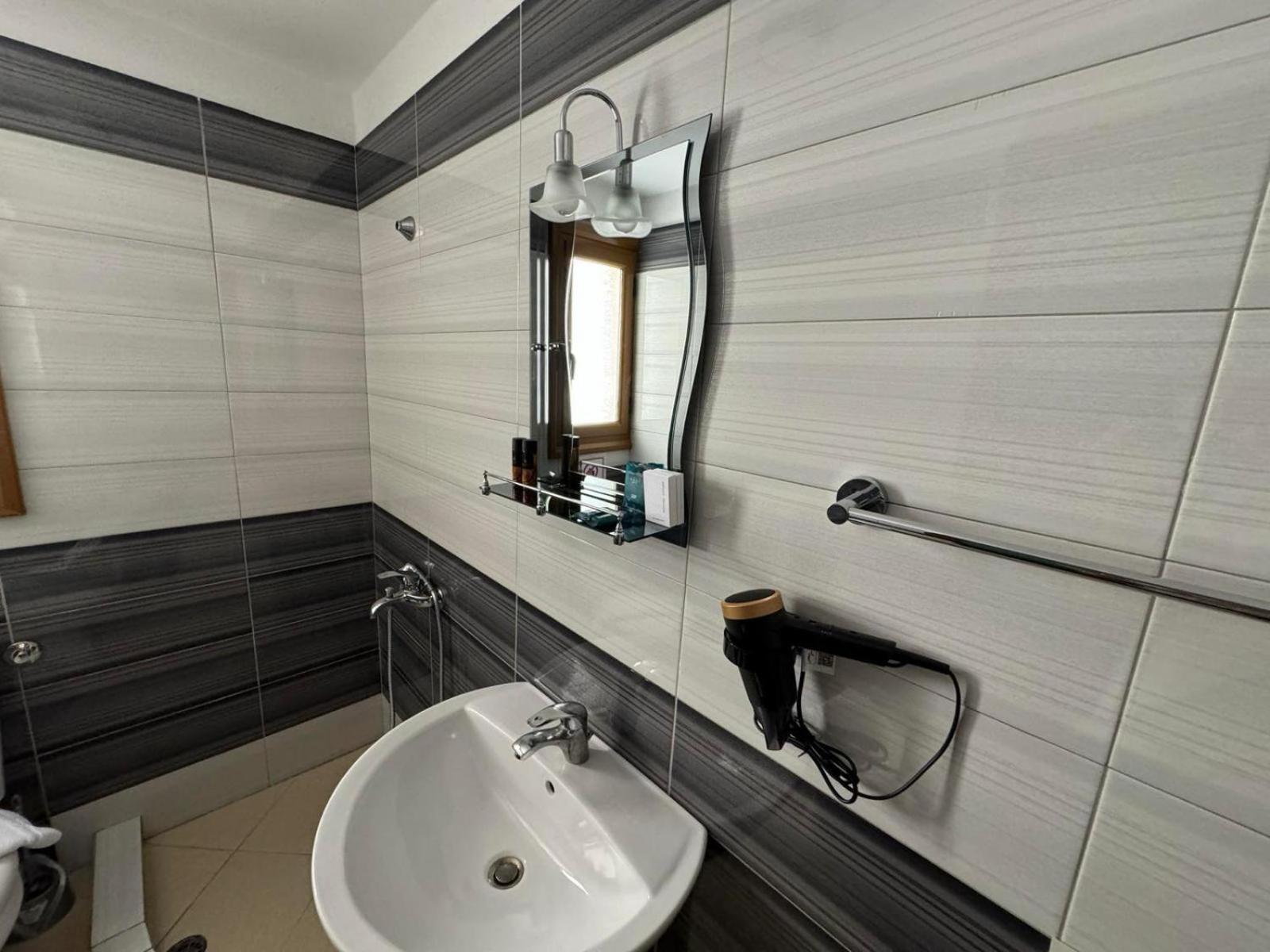 Vlora Villa Zewnętrze zdjęcie
