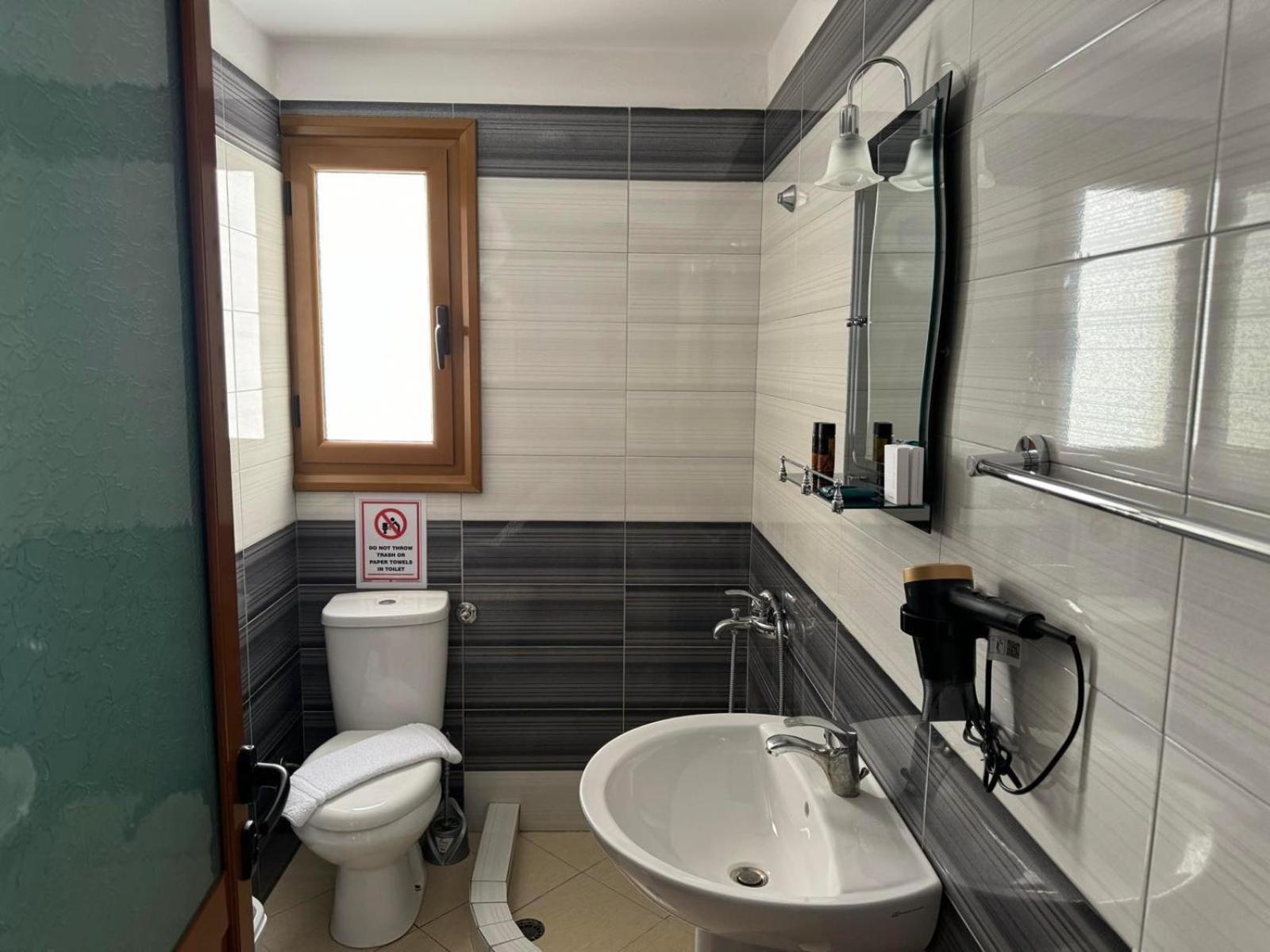 Vlora Villa Zewnętrze zdjęcie